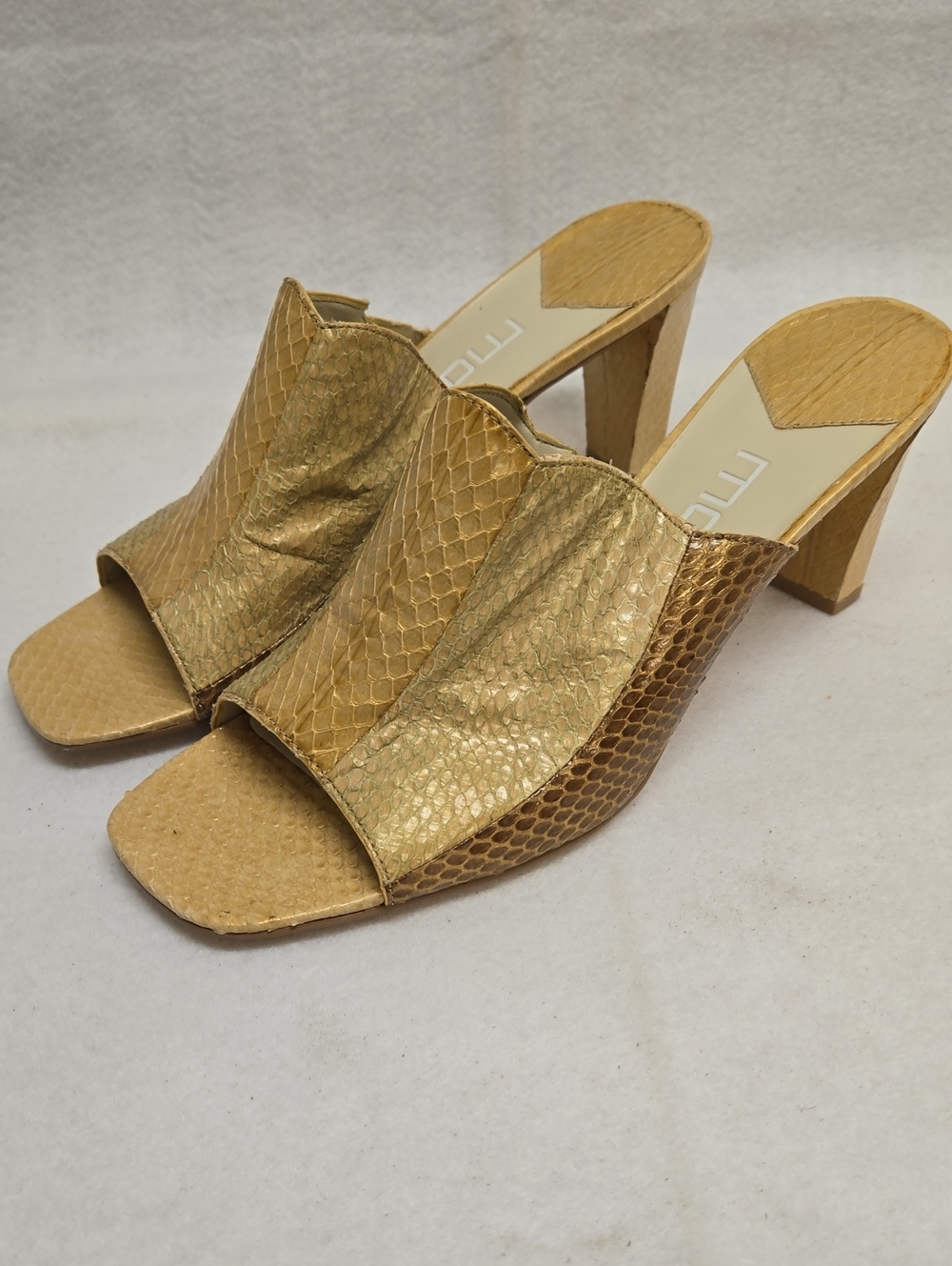 Moda Metallic Gold Snake-Texture Block Heel Mules Size 9